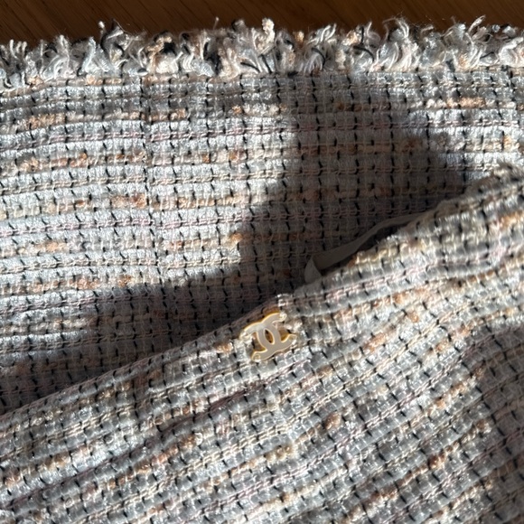 CHANEL tweed skirt - Picture 4 of 7
